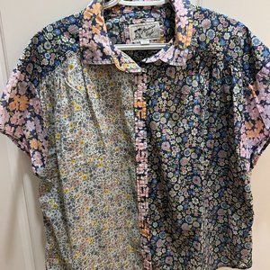 American Eagle Womans blouse